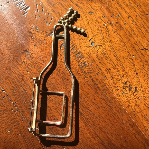 New Year Champagne Pin - Picture 2 of 2